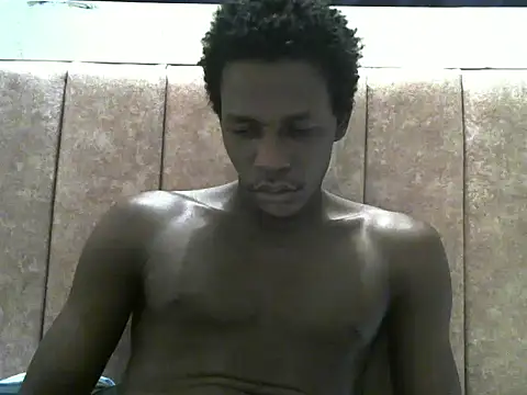 Bigras0011 Show in webcam