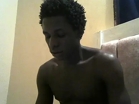 Bigras0011's Webcam Show