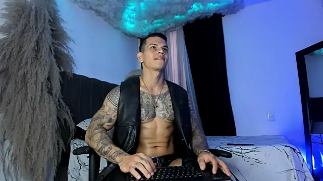 Aron_Dark 网络视讯表演