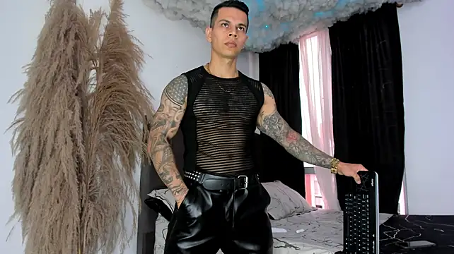 Show de Aron_Dark na webcam