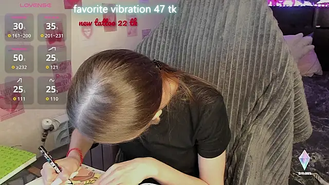 XXX chat uživo modela milyames