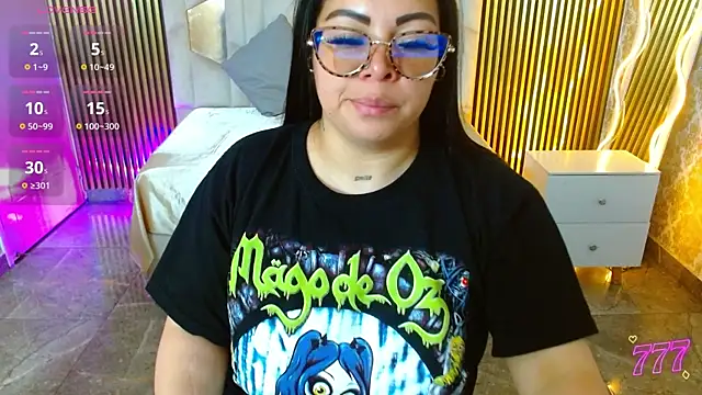 martinna_tay Chat XXX in diretta
