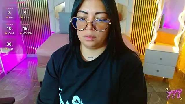 Czat XXX na żywo – martinna_tay