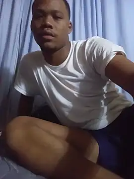 Papichulo021 Show in webcam