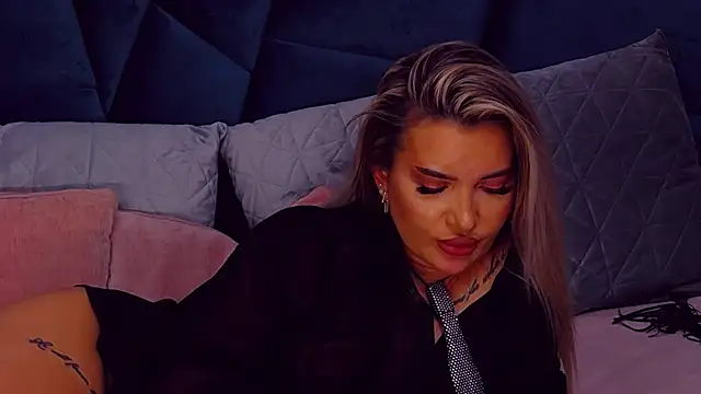 NightshadeIrisn Live XXX chat