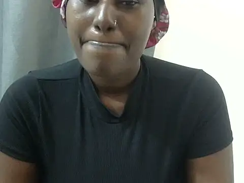 Creamy-Queen লাইভ XXX চ্যাট