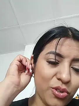 girls_hot2026 – webcam-show