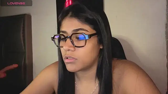 Rubi_boobs_ Adlı Modelin Canlı XXX Sohbeti