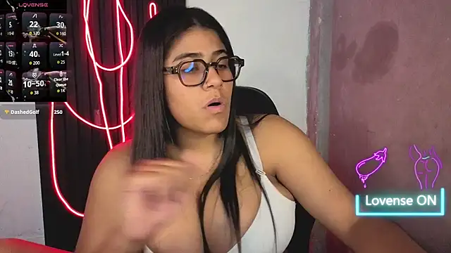 Rubi_boobs_ Adlı Modelin Canlı XXX Sohbeti
