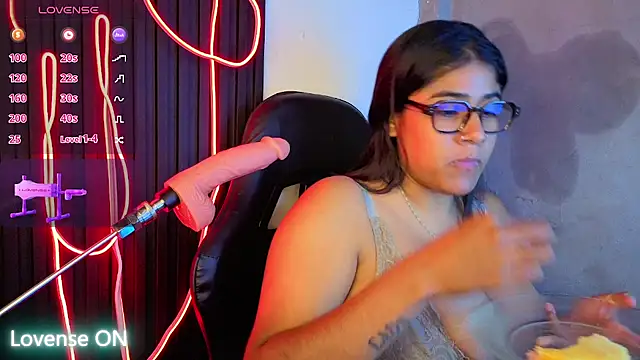Rubi_boobs_ Chat XXX in diretta