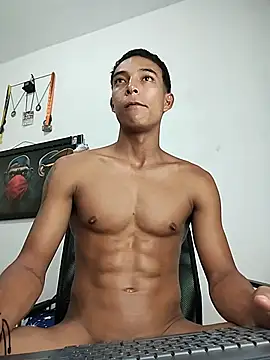 Demiansteven444 在線直播表演