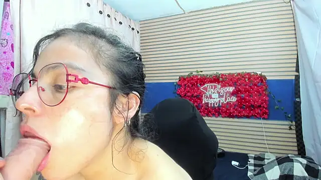 rosse_2504 Adlı Modelin Web Kamerası Şovu
