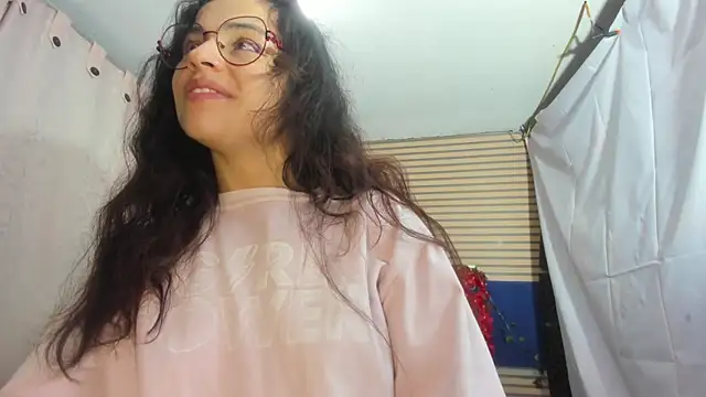 rosse_2504's Live XXX Chat
