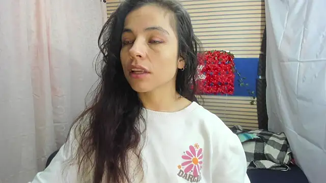 rosse_2504's Live XXX Chat