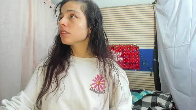 Chat +18 de rosse_2504 ao vivo