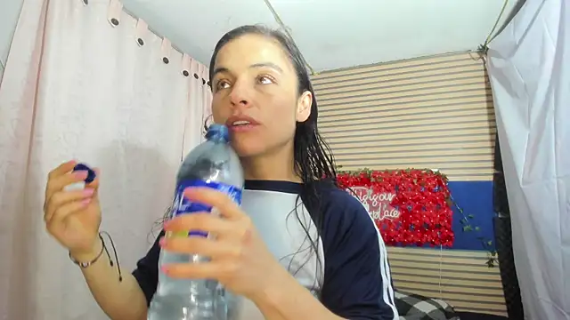 rosse_2504 – Live XXX-chat