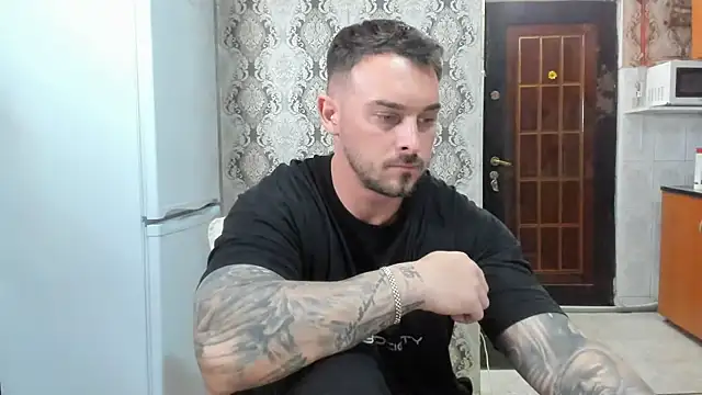 Jonmusclemaster Webcam show
