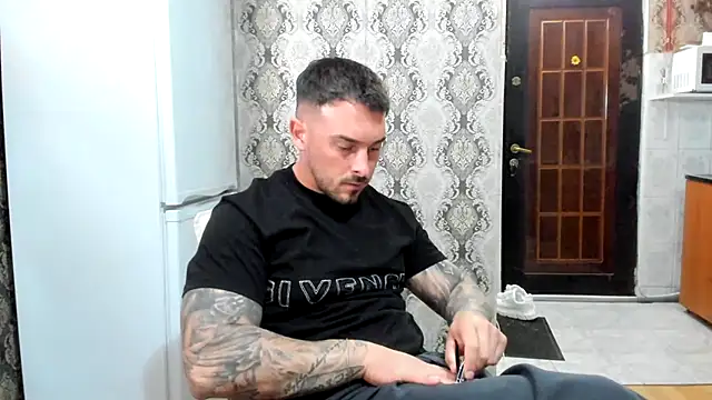 Jonmusclemaster Webcam-Show