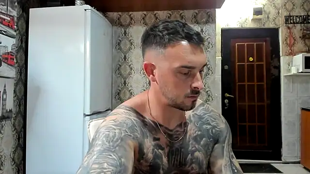 Jonmusclemaster Show in webcam