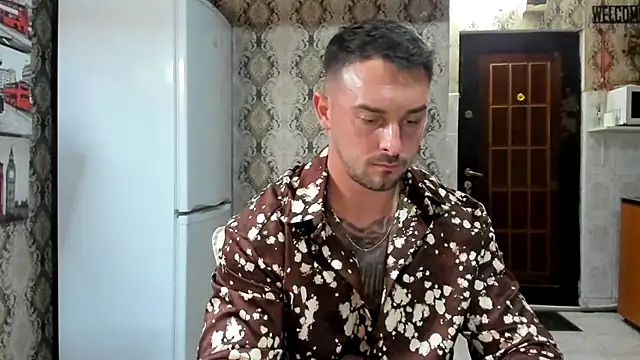 Jonmusclemaster Webcam show