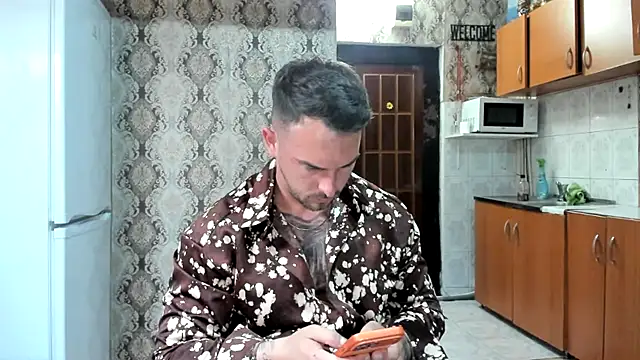 Jonmusclemaster: вебкам-шоу