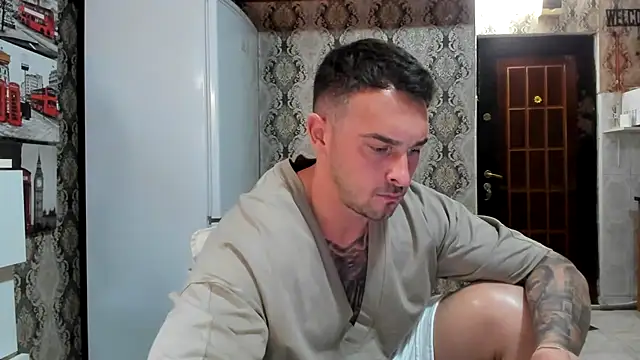 Jonmusclemaster's Webcam Show