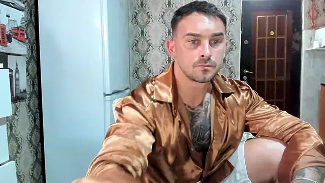 Jonmusclemaster 网络视讯表演
