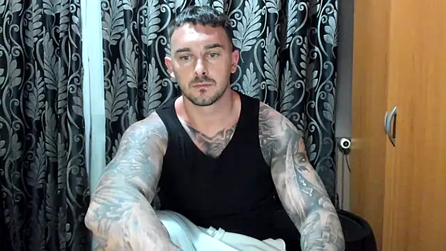 Webkamerová show Jonmusclemaster