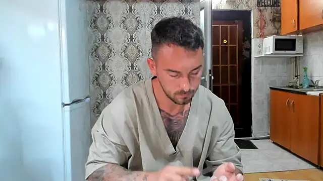 عرض كام Jonmusclemaster