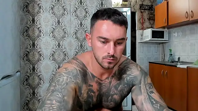 Jonmusclemaster Show in webcam
