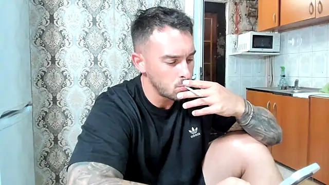 Jonmusclemaster 网络视讯表演