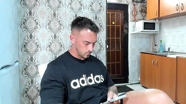 Show de Jonmusclemaster na webcam