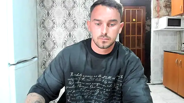 عرض كام Jonmusclemaster