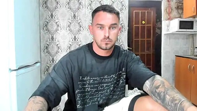 Show de Jonmusclemaster na webcam