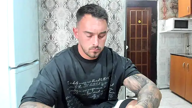 Jonmusclemaster Webcam show