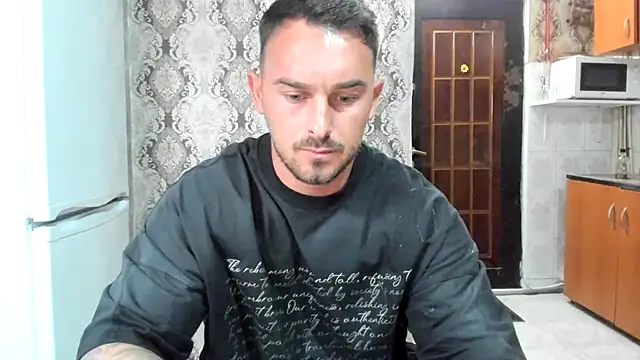 Jonmusclemaster Webcam show