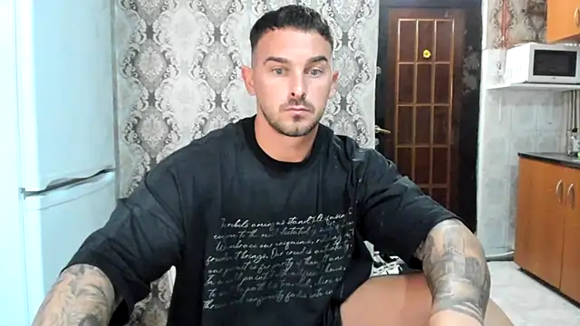 Show de Jonmusclemaster na webcam