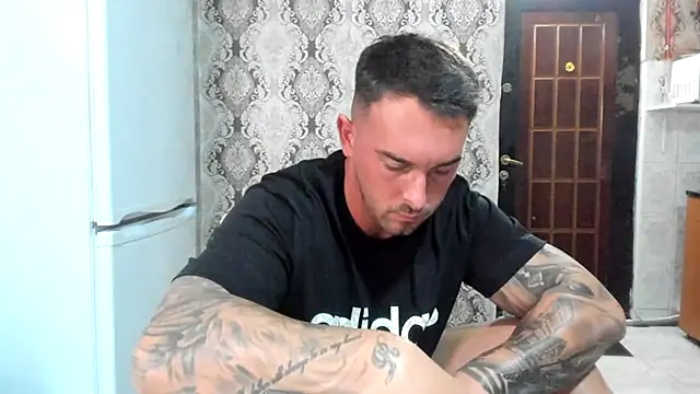 Jonmusclemaster: вебкам-шоу