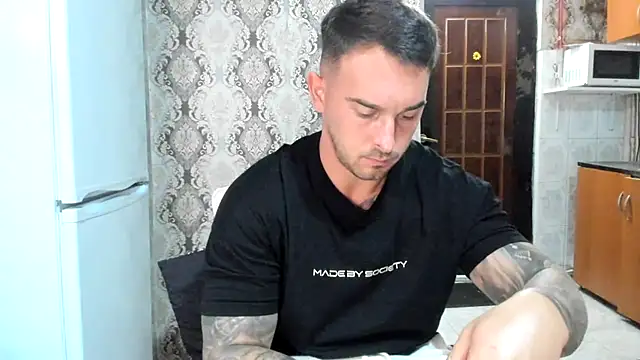 Jonmusclemaster Webcam show