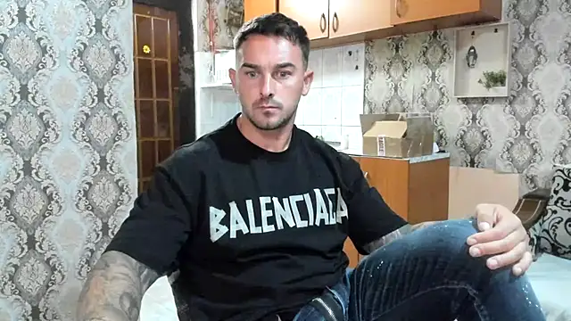 Jonmusclemaster webkamerás műsora