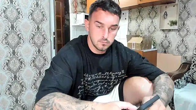 Jonmusclemaster Webcam show