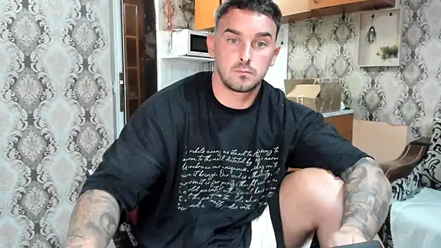 Jonmusclemaster Webcam show