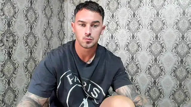 Jonmusclemaster Webcam show