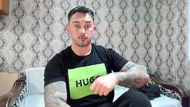 عرض كام Jonmusclemaster