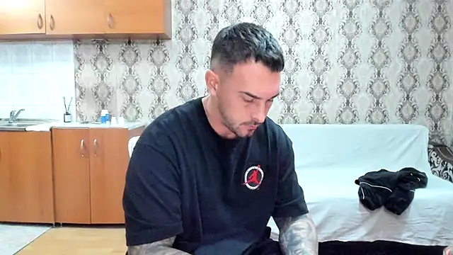 Jonmusclemaster – webcam-show