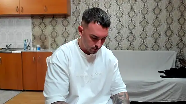 Jonmusclemaster Webcam show