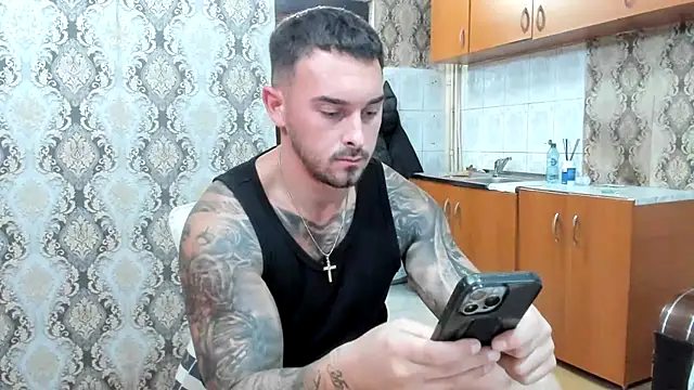 Webkamerová show Jonmusclemaster