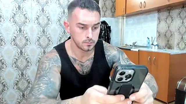 Jonmusclemaster Webcam-Show