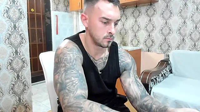 Jonmusclemaster Webcam Show