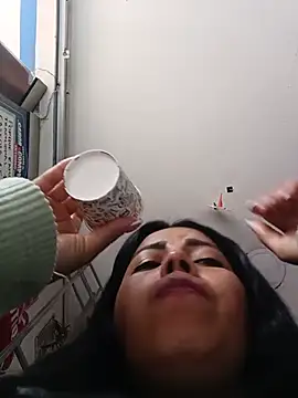 Pertunjukan Kamera Web _andrea30